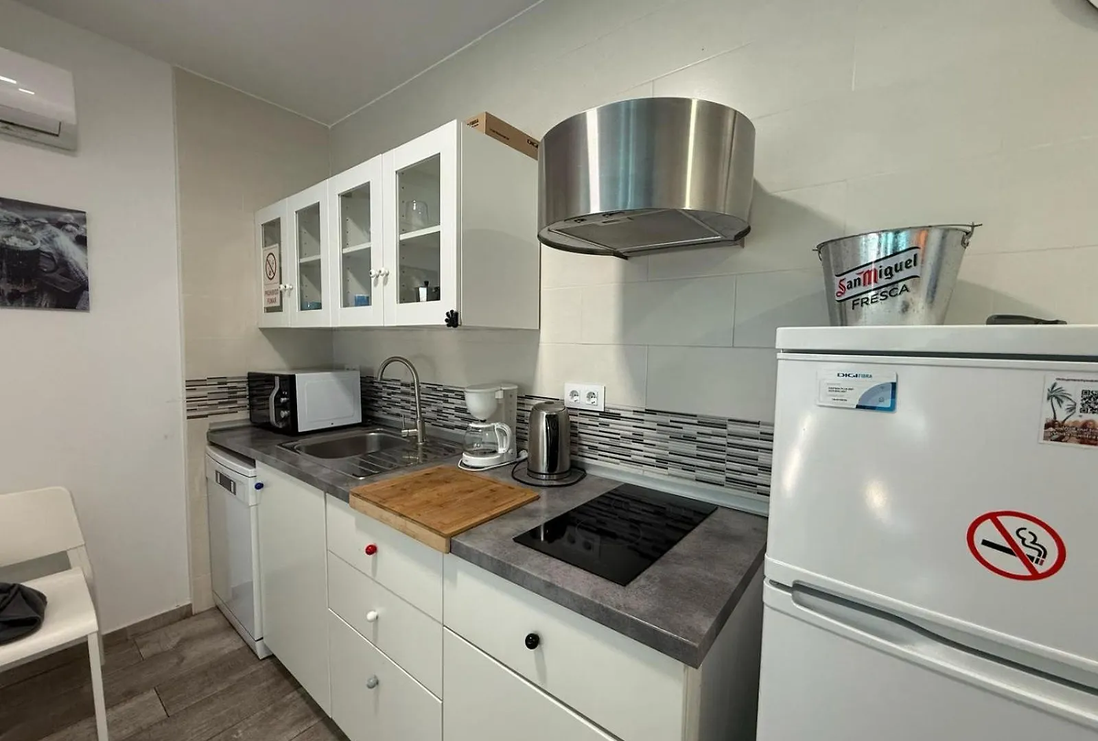 A6- Carihuela Los Nidos Beach 2 Hab, Wifi, Terraza 托雷莫利诺斯 公寓