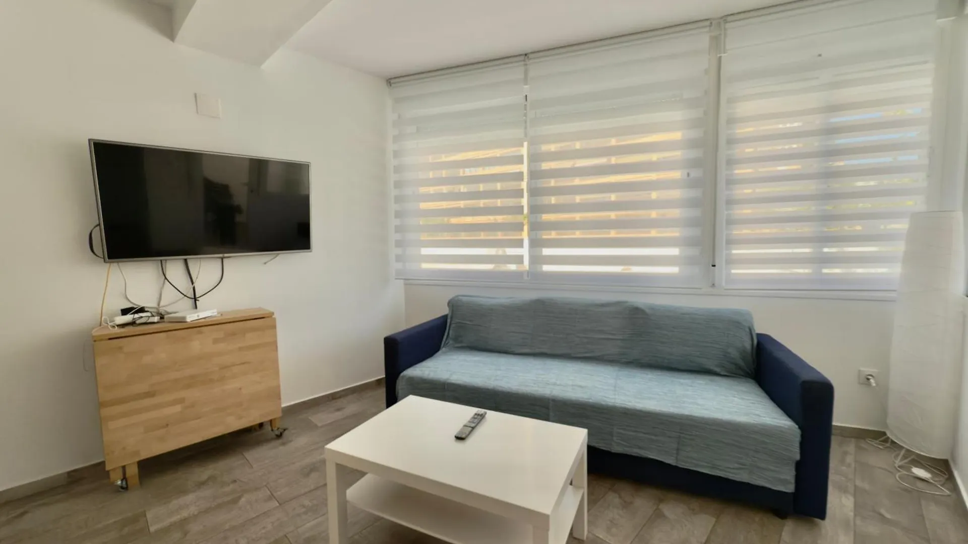 A6- Carihuela Los Nidos Beach 2 Hab, Wifi, Terraza 托雷莫利诺斯