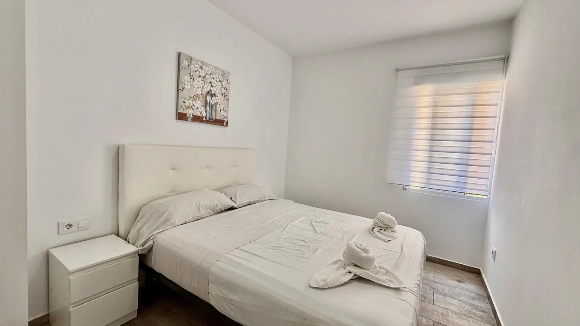 公寓 A6- Carihuela Los Nidos Beach 2 Hab, Wifi, Terraza 托雷莫利诺斯