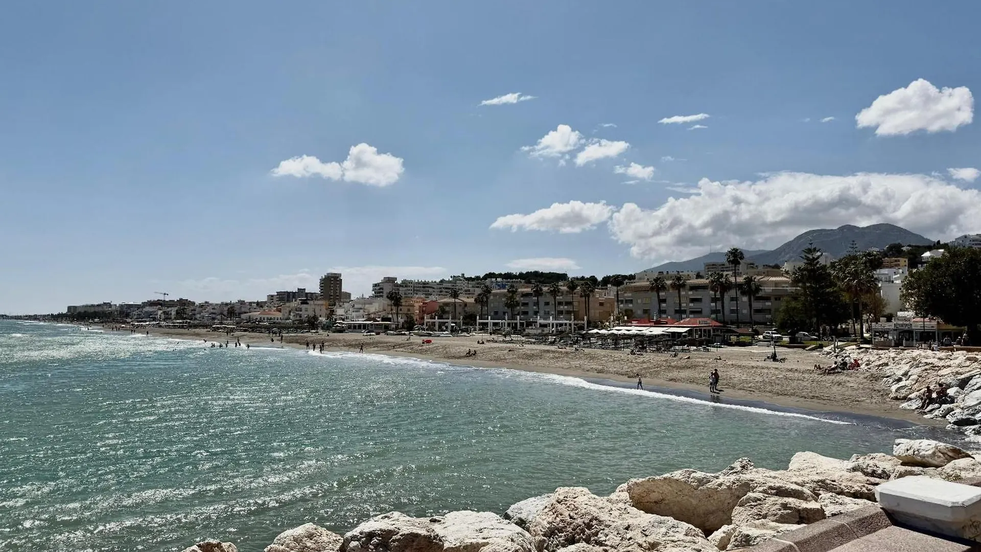 公寓 A6- Carihuela Los Nidos Beach 2 Hab, Wifi, Terraza 托雷莫利诺斯