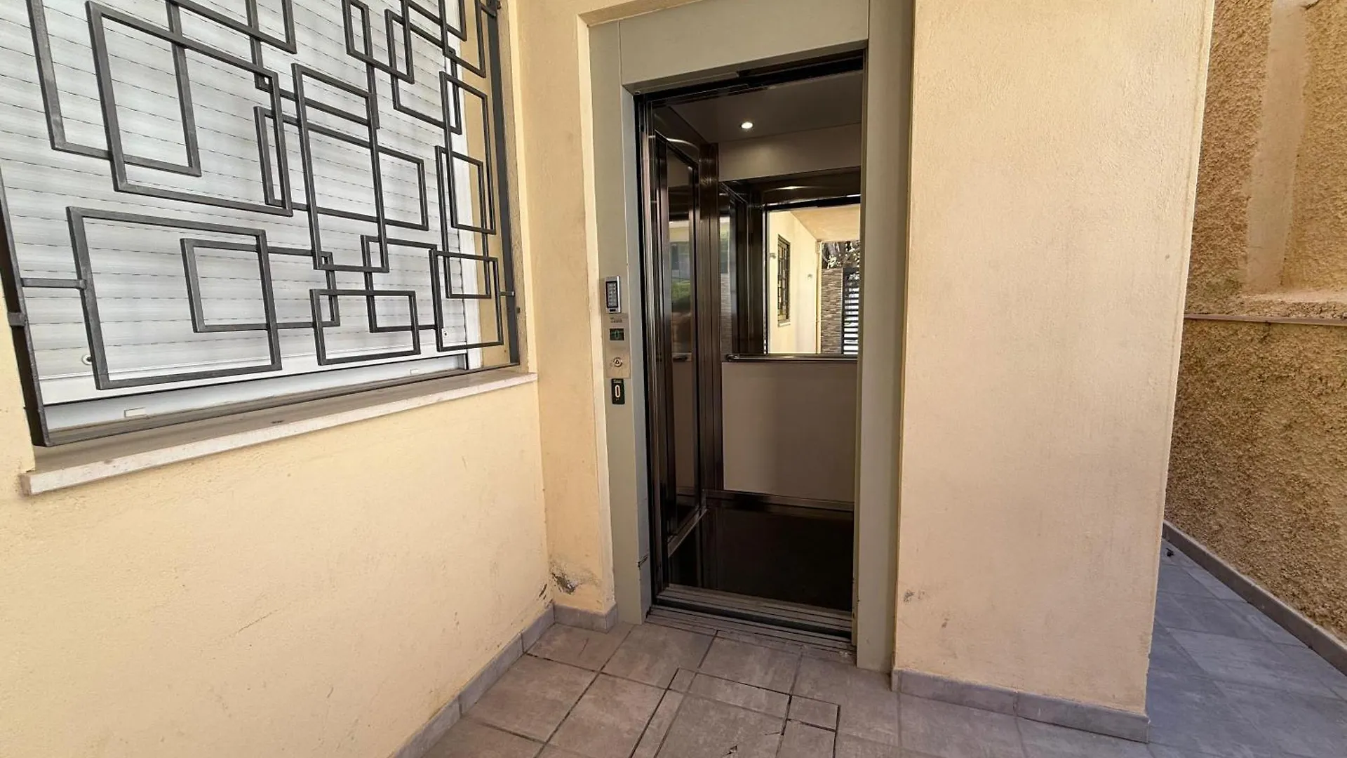 A6- Carihuela Los Nidos Beach 2 Hab, Wifi, Terraza 托雷莫利诺斯 0*,